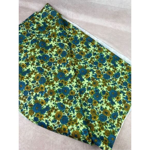 Vintage 1960s 1970s Mod Flower Power Fabric 47x60” - Picture 3 of 4